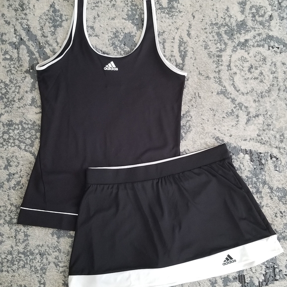 adidas Tops - ADDIDAS OUTFIT